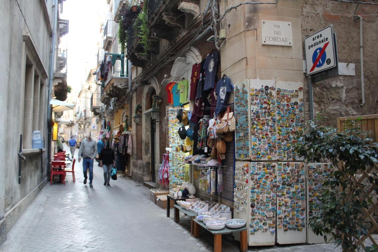 Il Conte Di Cavour Apartment Syracuse Luaran gambar